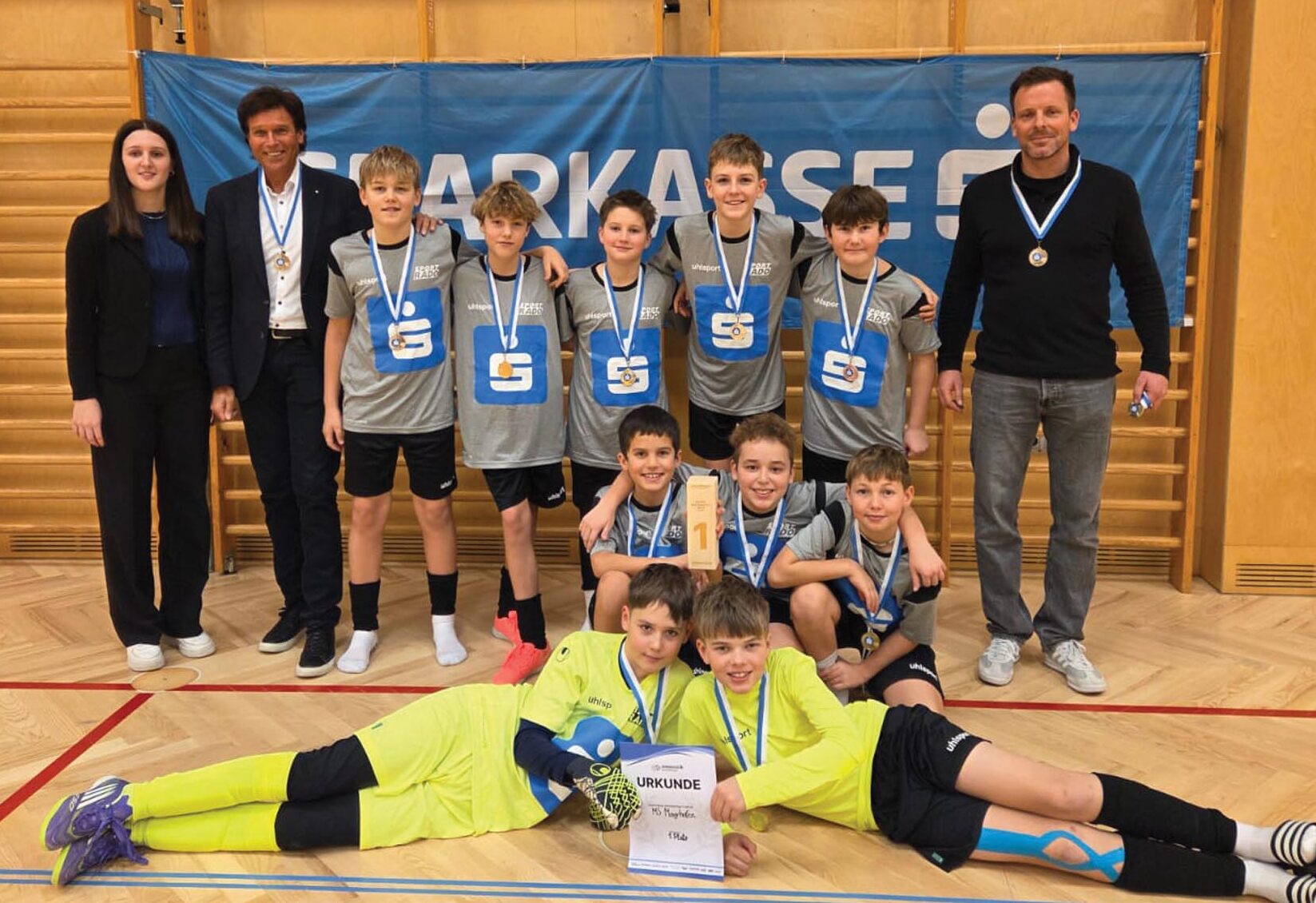 Hochklassiger-Schulfu-ball-in-Mayrhofen